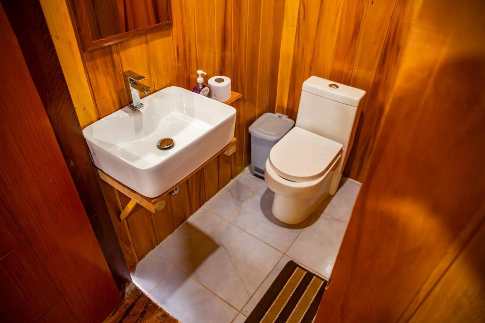 Tronco Tambopata Adventure Hotell Puerto Maldonado Eksteriør bilde