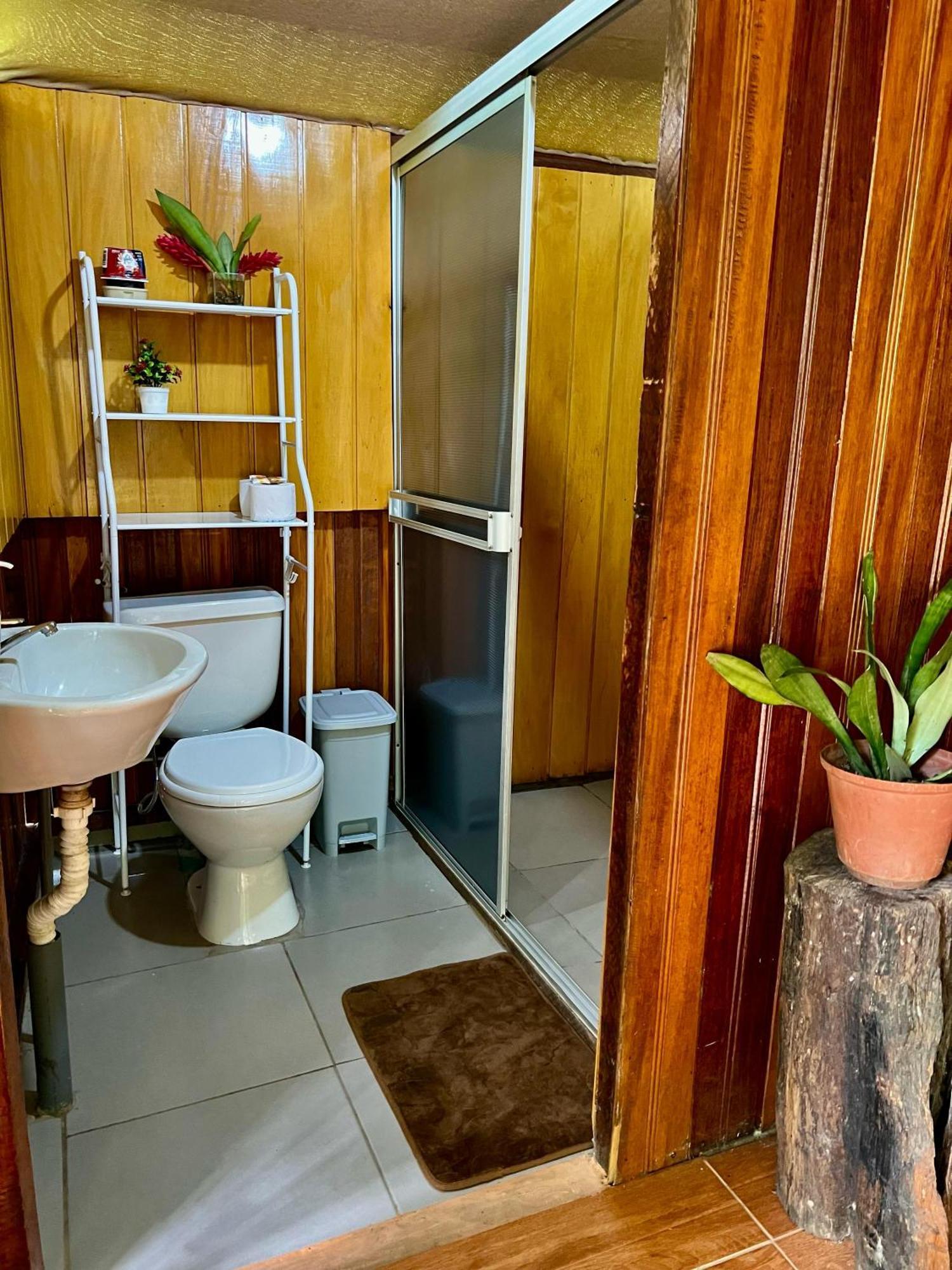 Tronco Tambopata Adventure Hotell Puerto Maldonado Eksteriør bilde