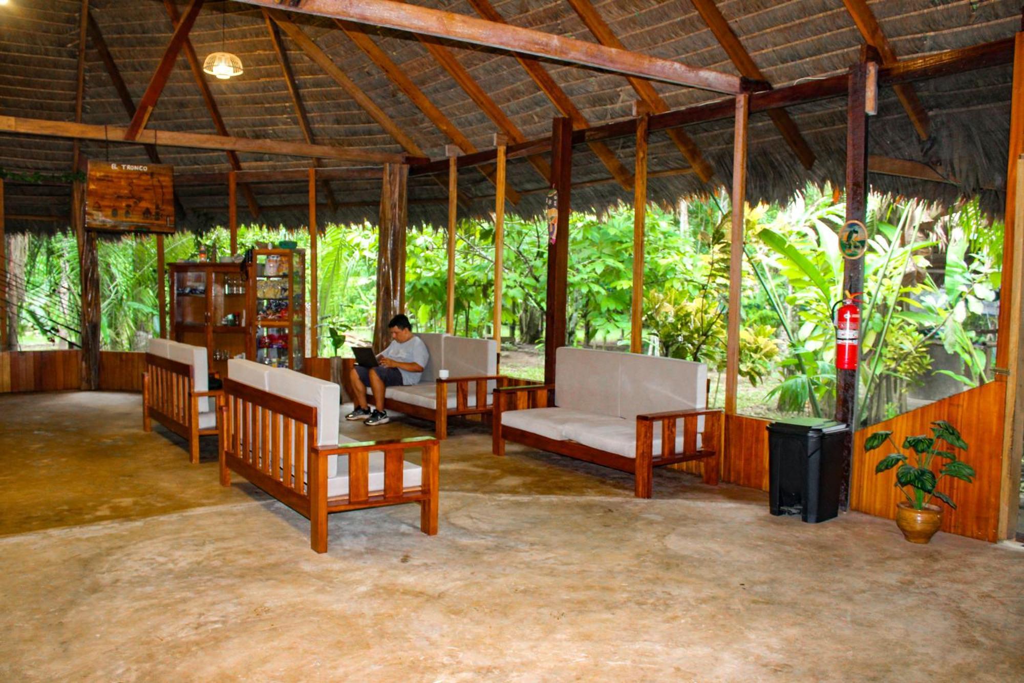 Tronco Tambopata Adventure Hotell Puerto Maldonado Eksteriør bilde