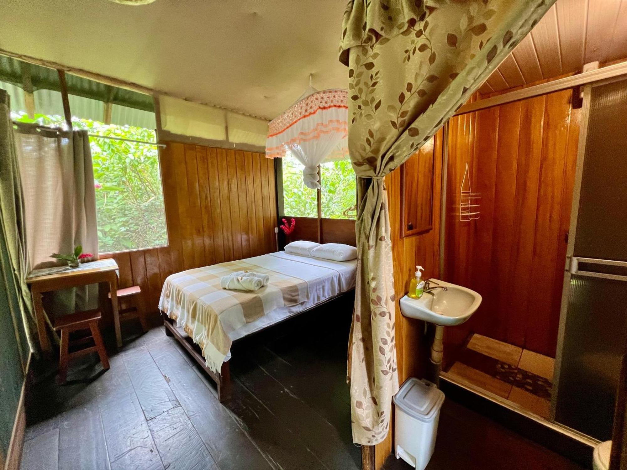 Tronco Tambopata Adventure Hotell Puerto Maldonado Eksteriør bilde
